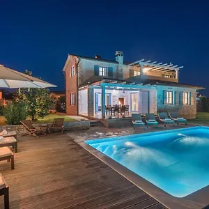 https://villas-adagio.in-istria.net